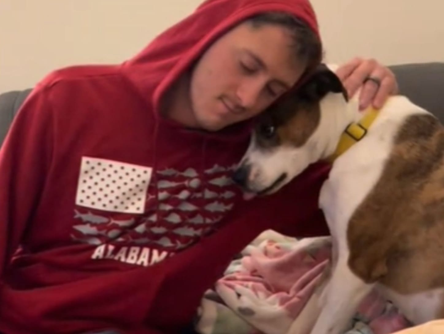 Tears Over Pet Grieving Family's Dog That Passed Suddenly 'Struggling'|||