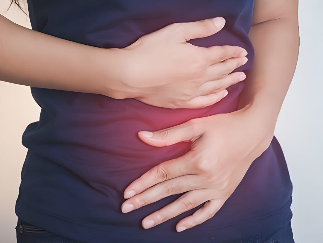 The Real Reason Why Your Stomach Is Bloated And How To Fix It|